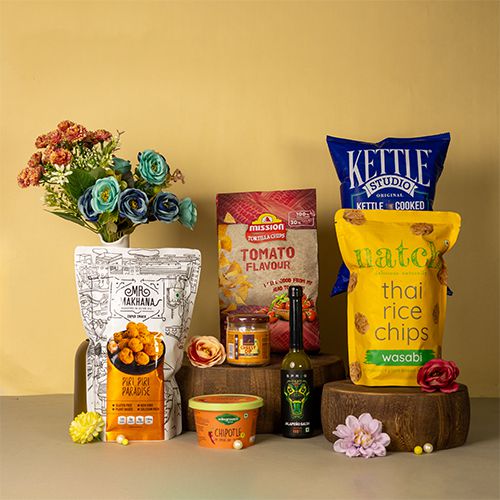 Chip  N  Dip Lovers Delight Hamper