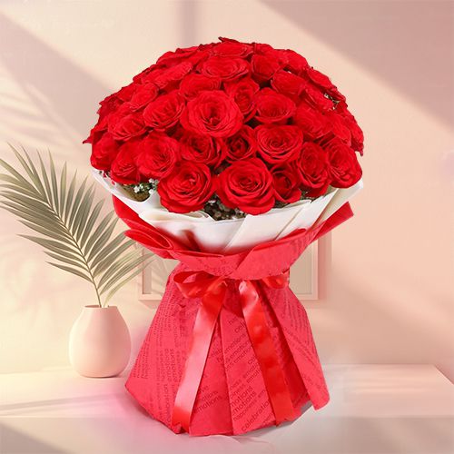 Premium Red Roses Ensemble