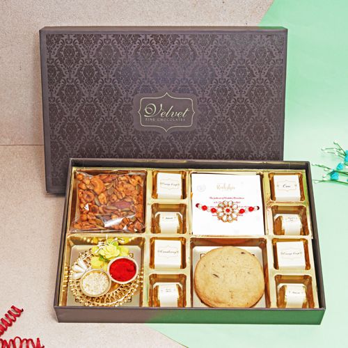 Rakhi Delight Hamper